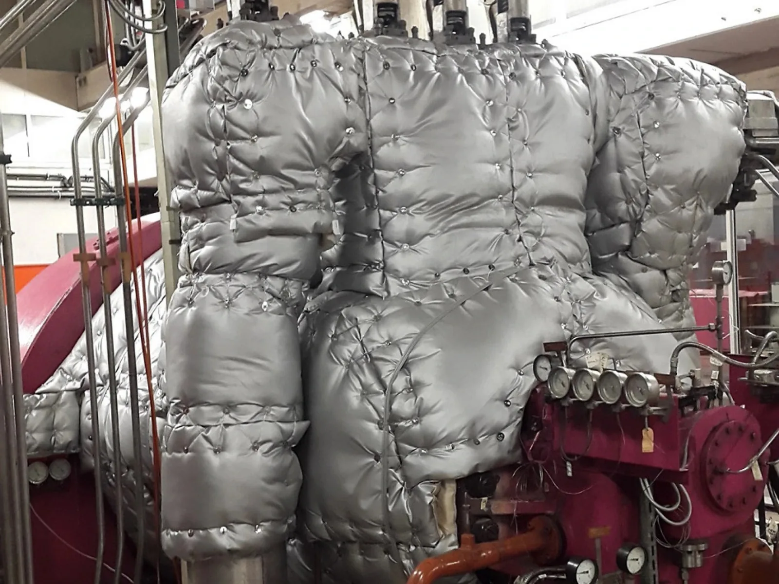 Turbine insulation jacket, steam and gas turbine application